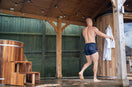Wellness in Contrast