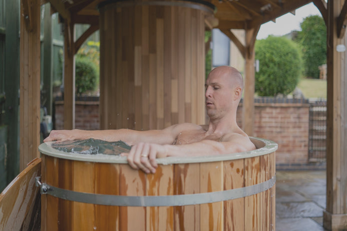 Outdoor Sauna & Ice bath