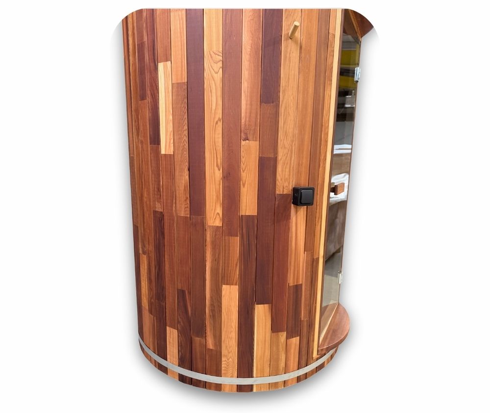 WIDO 2-person outdoor traditional cedar sauna with Harvia heater and treated for UK weather